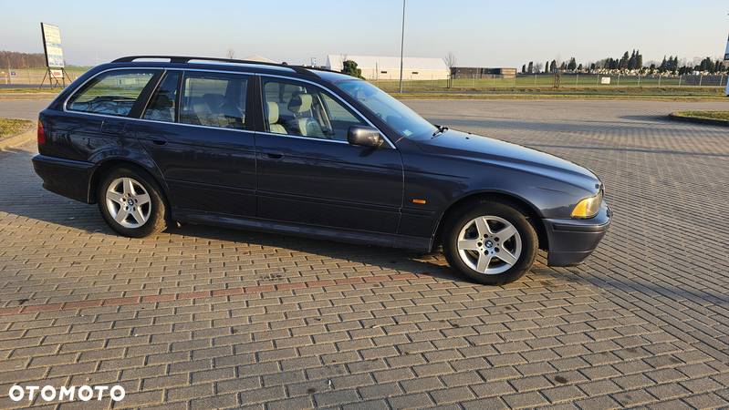 BMW Seria 5 - 22