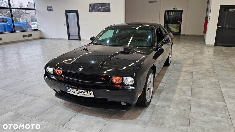 Dodge Challenger 5.7 R/T - 4