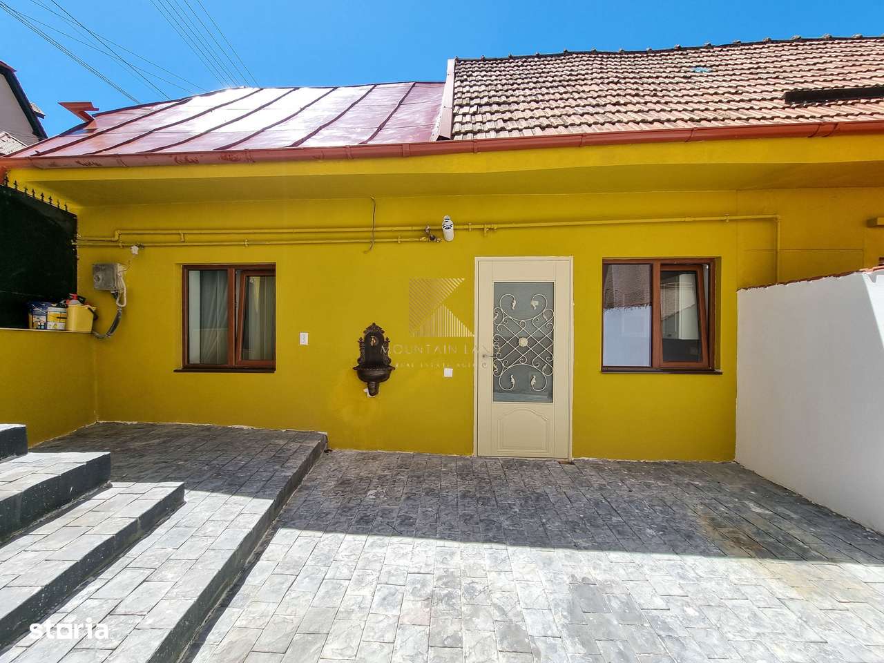 Casă individuală complet renovată, situată în centrul istoric al Brașo-2