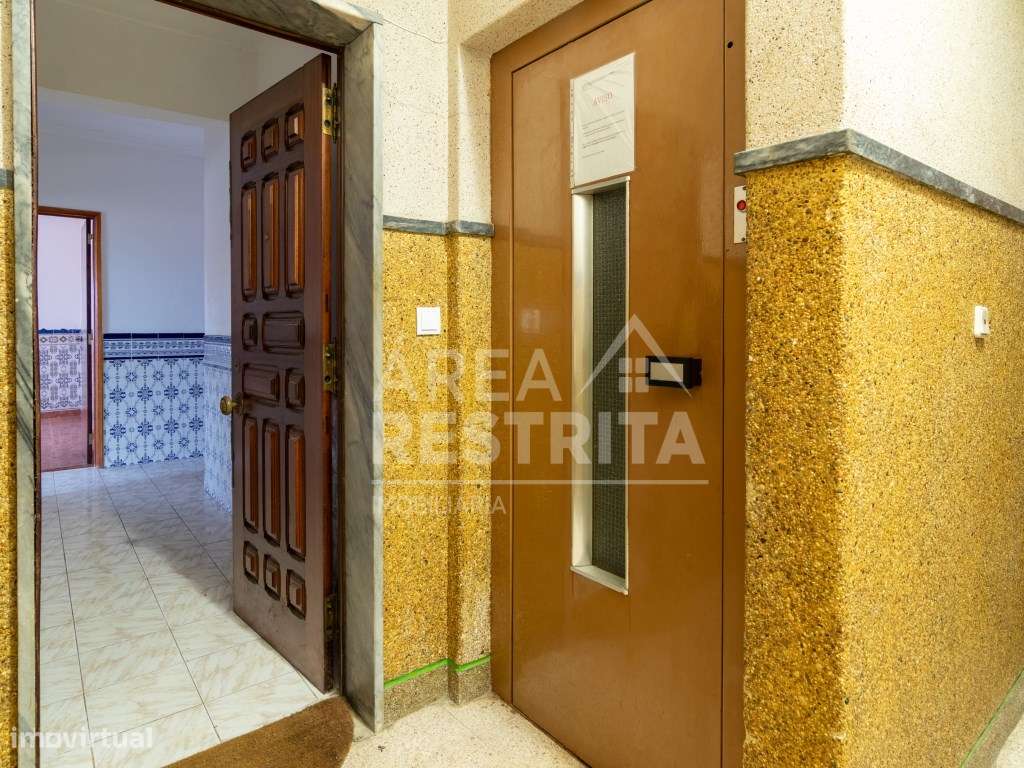 Apartamento T3 Cruz de Pau-23