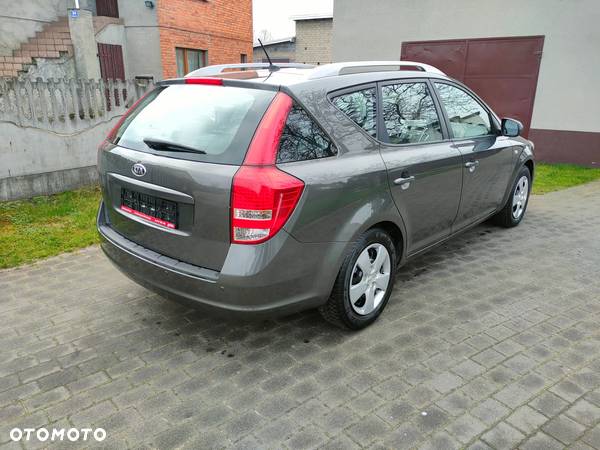 Kia Ceed 1.4 CVVT LX - 3