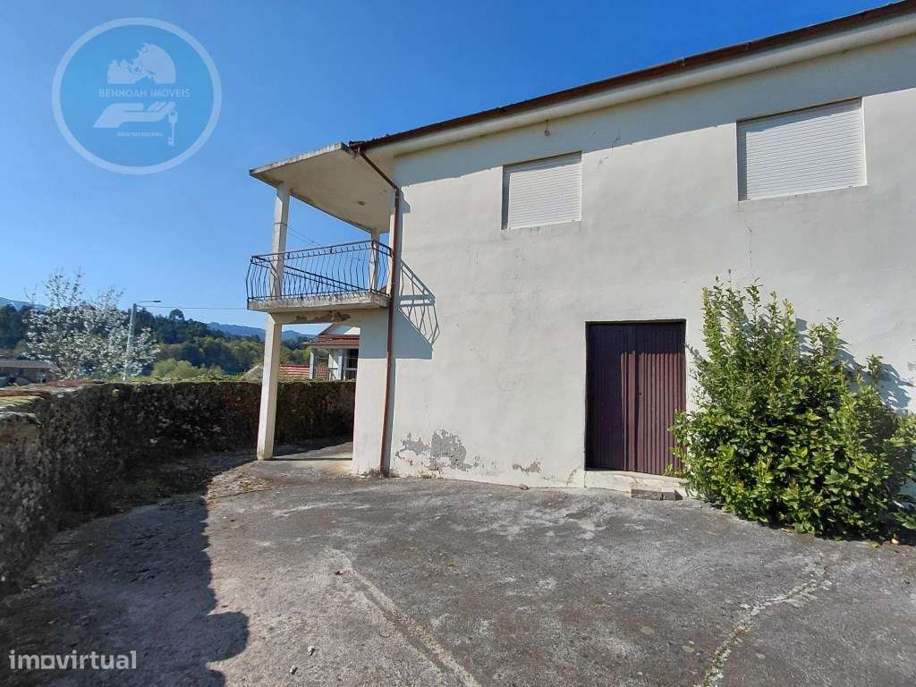 Casa Geminada T3 com Terreno Outerinho, Cabeceiras de Basto-36