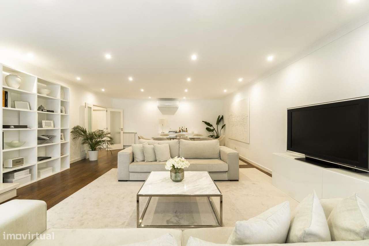 Apartamento T3 com estacionamento, Quinta da Beloura, Sintra - Grande imagem: 4/34