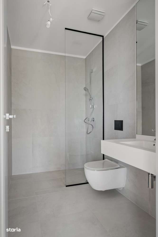 2 Camere | 2 Bai | One Mamaia | Vedere laterala mare |-4