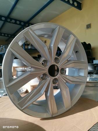 Nowe felgi aluminiowe 15" 5*98 Fiat Tipo 500L, 500C - 4