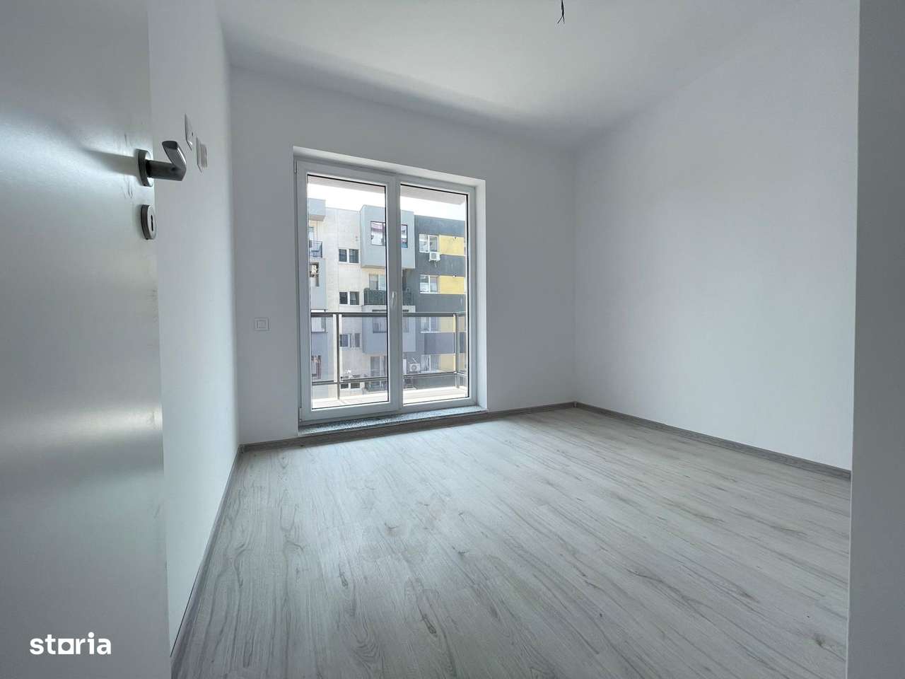 2 camere decomandat,centrala proprie,Metrou-Berceni 6 min - Imagine principală: 5/7