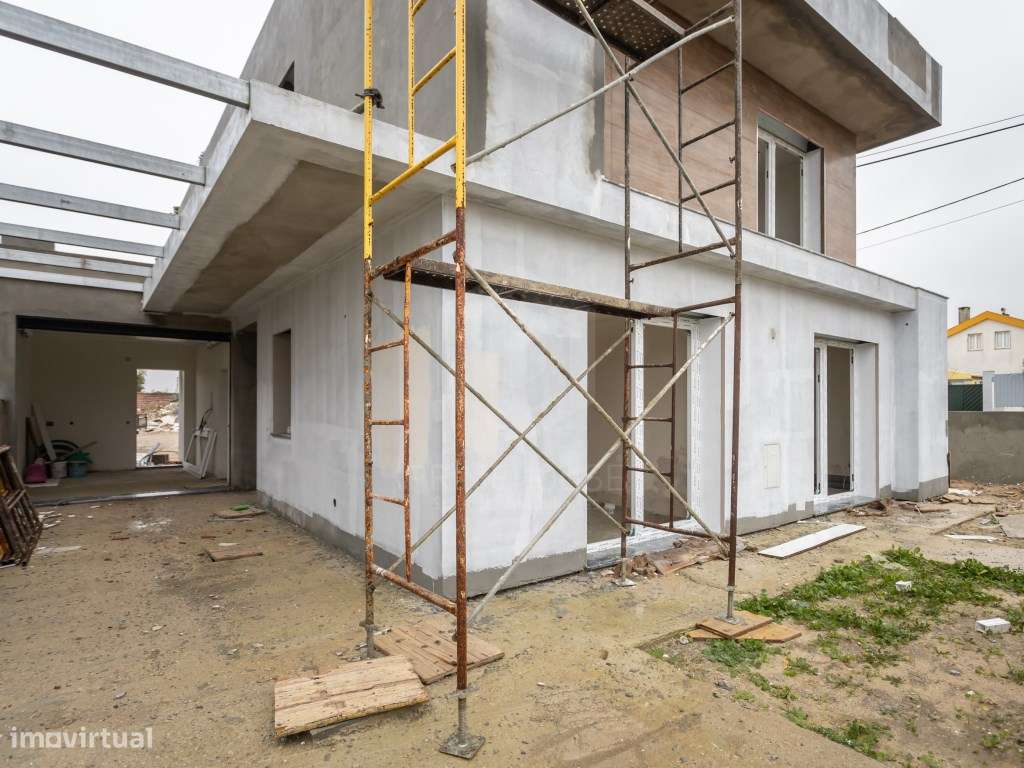 Moradia isolada T4 c/ 4 suites e piscina, Brejos de Azeitão - Grande imagem: 3/60