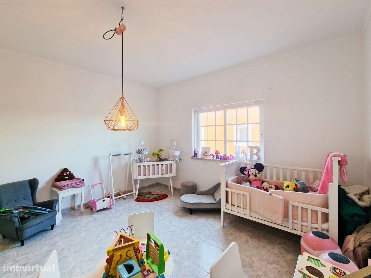 Moradia isolada de 6 assoalhadas com garagem - Zona tranquila-23