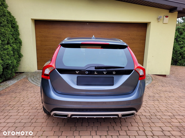 Volvo V60 Cross Country D4 Drive-E Momentum - 8