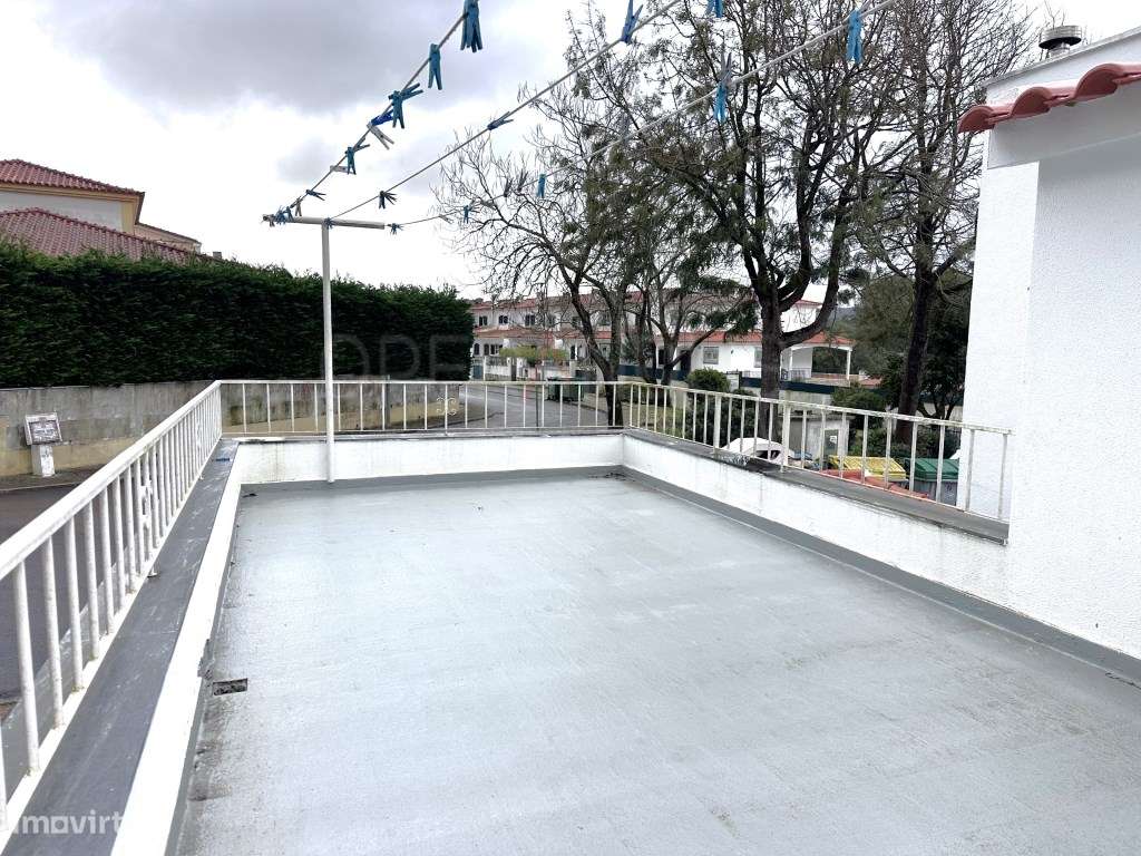 Moradia T3+1 - Cabriz- Sintra-24