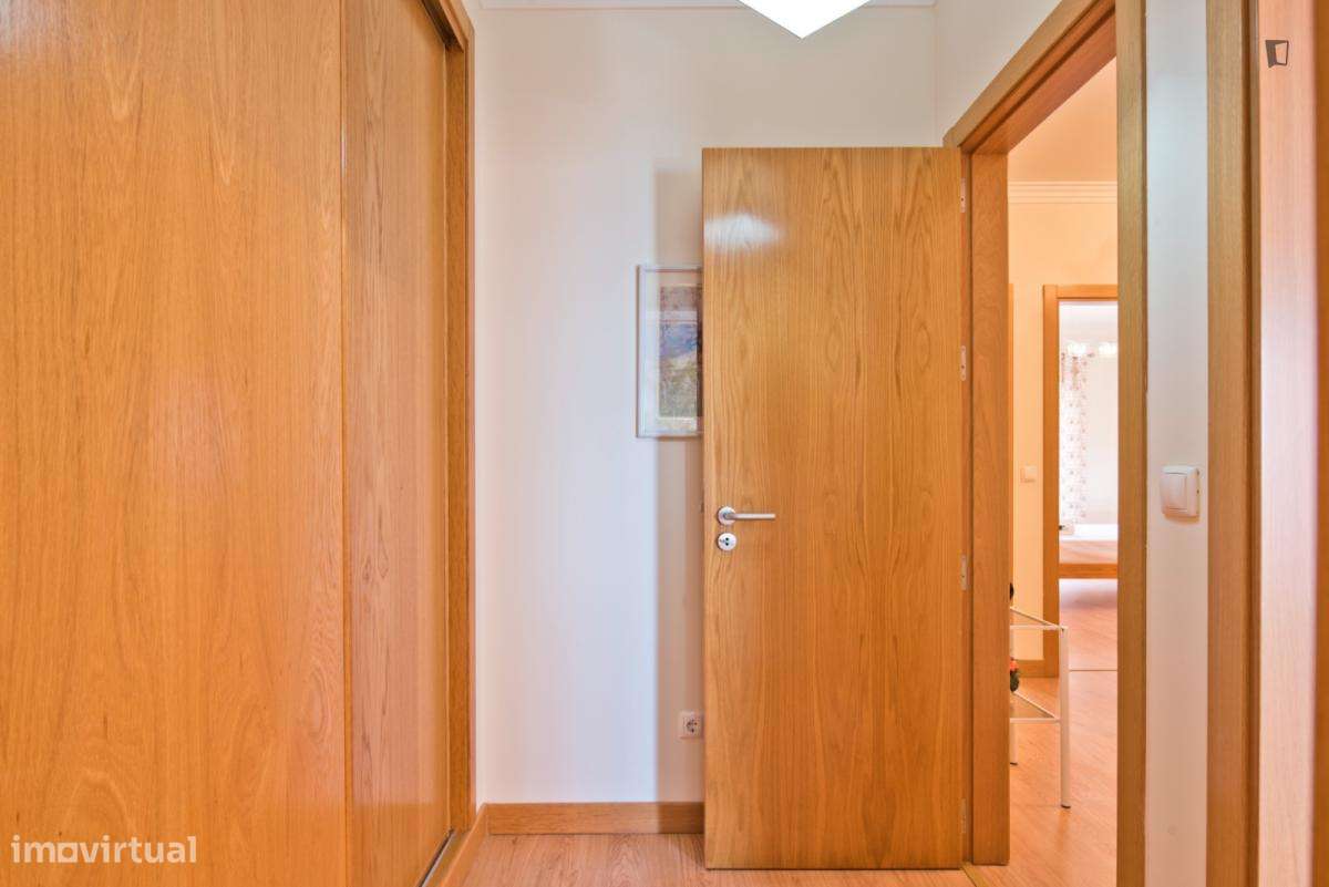 Apartamento com 4 quartos - localizado em Setubal - Grande imagem: 4/10