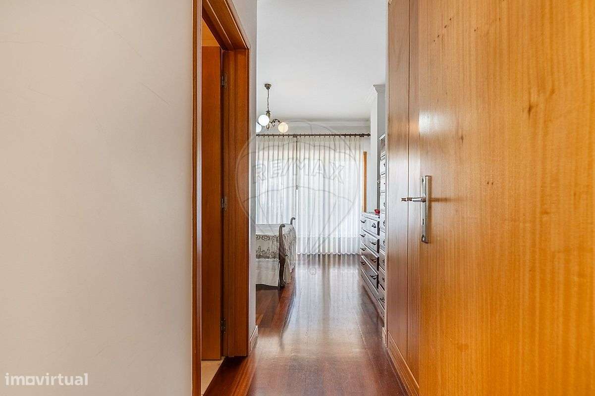 Moradia T4 para venda-23