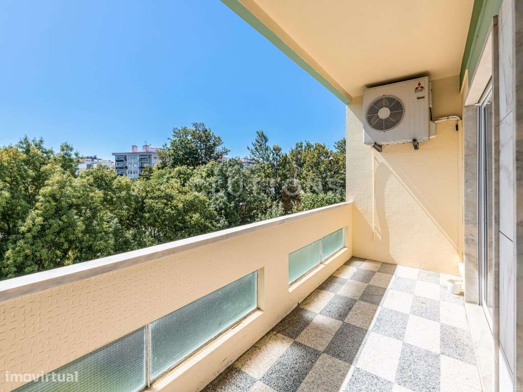 T3 no Restelo, varanda vista jardim e cidade-7