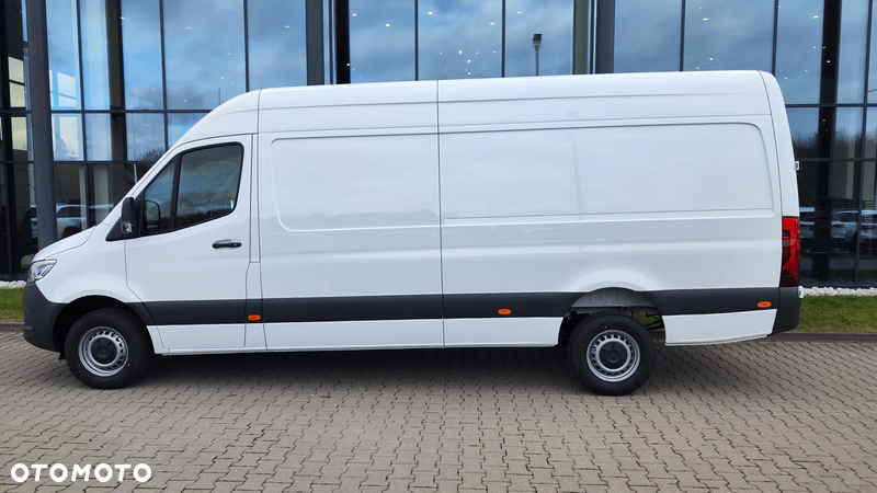 Mercedes-Benz Sprinter - 5