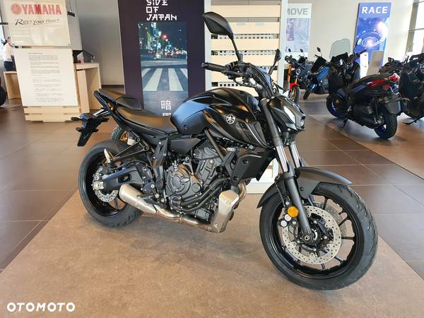 Yamaha MT - 7