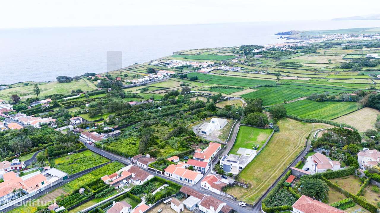 T2 com Garagem | Conforto e Tranquilidade a Minutos de Ponta Delgada-3
