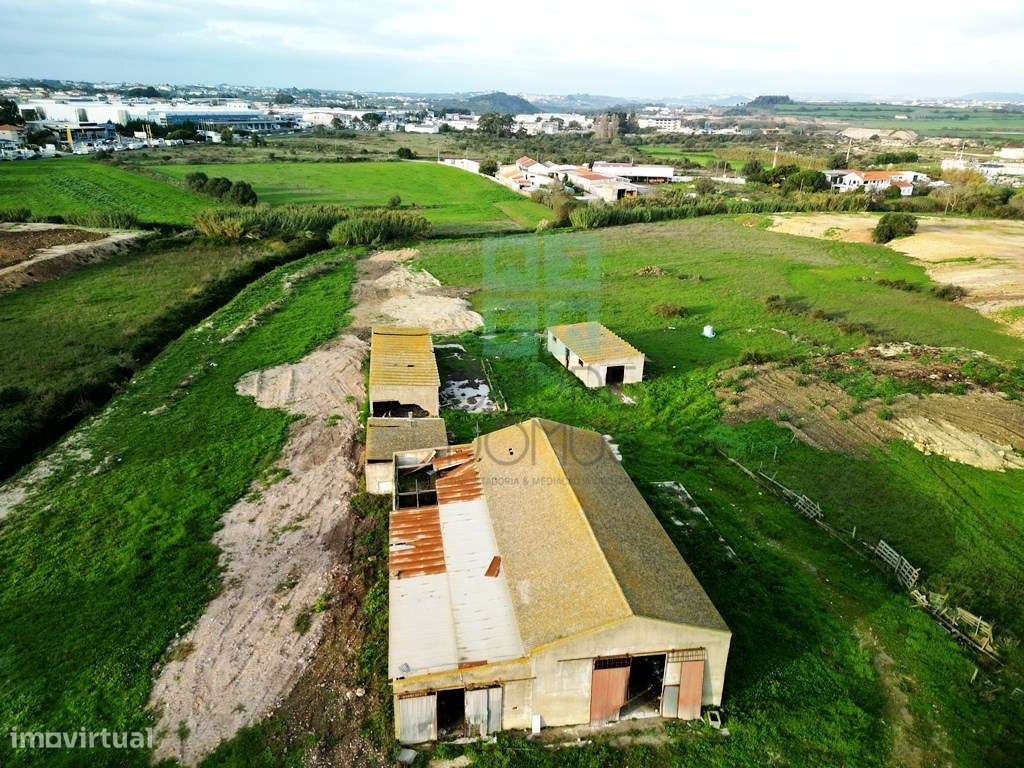 Terreno com 47960m2 para indústria e logística, em RAL, SIntra-1