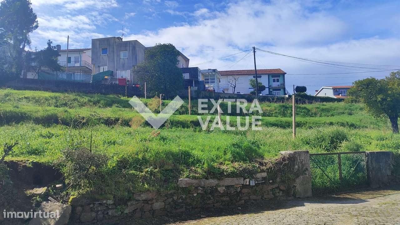 Lote de Terreno  Venda em Nogueira, Fraião e Lamaçães,Braga-6