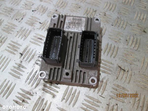 KOMPUTER STEROWNIK FIAT GRANDE PUNTO 1.4 51784957 - 4