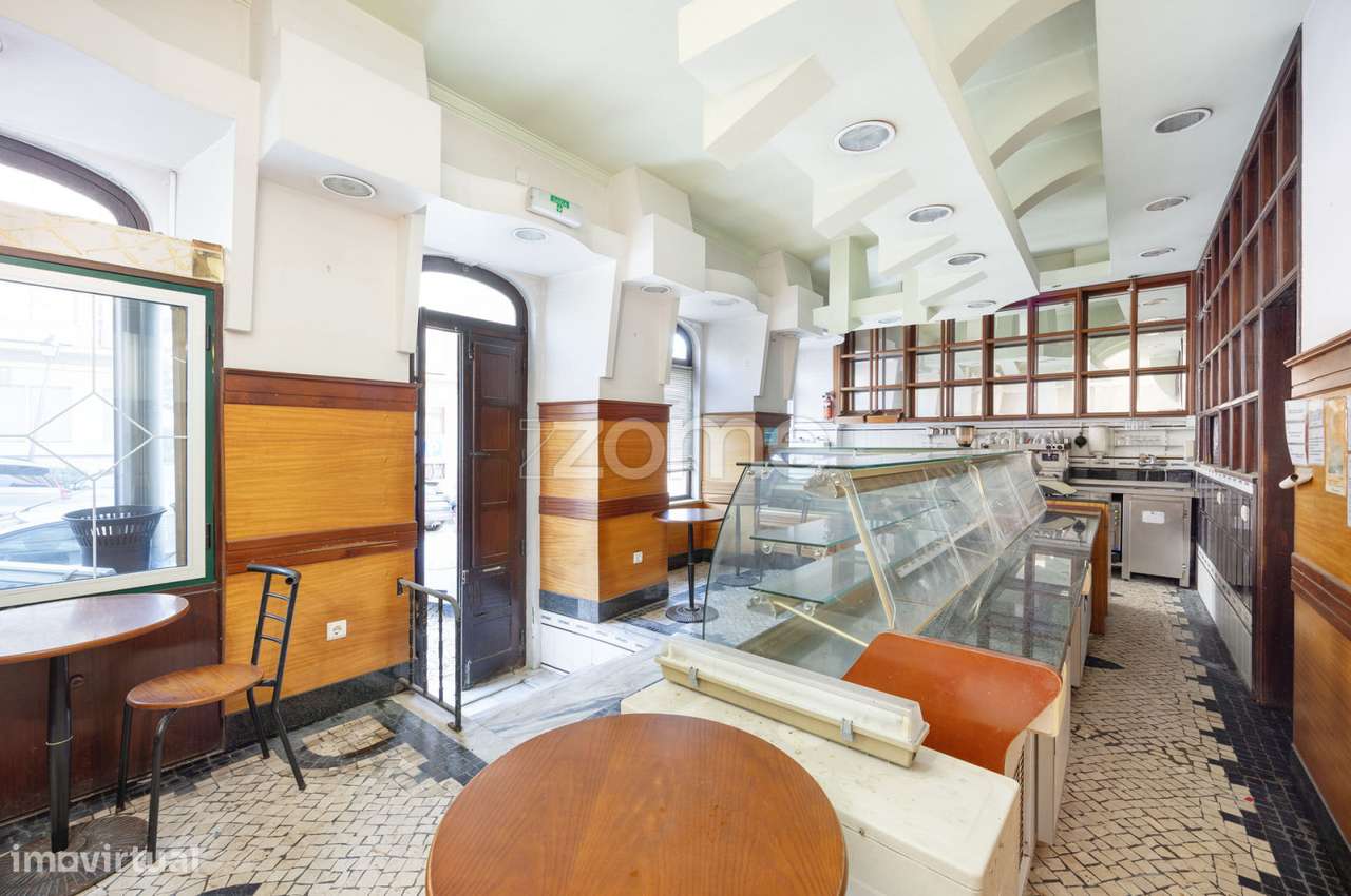 Loja perto da praia da Nazaré-7