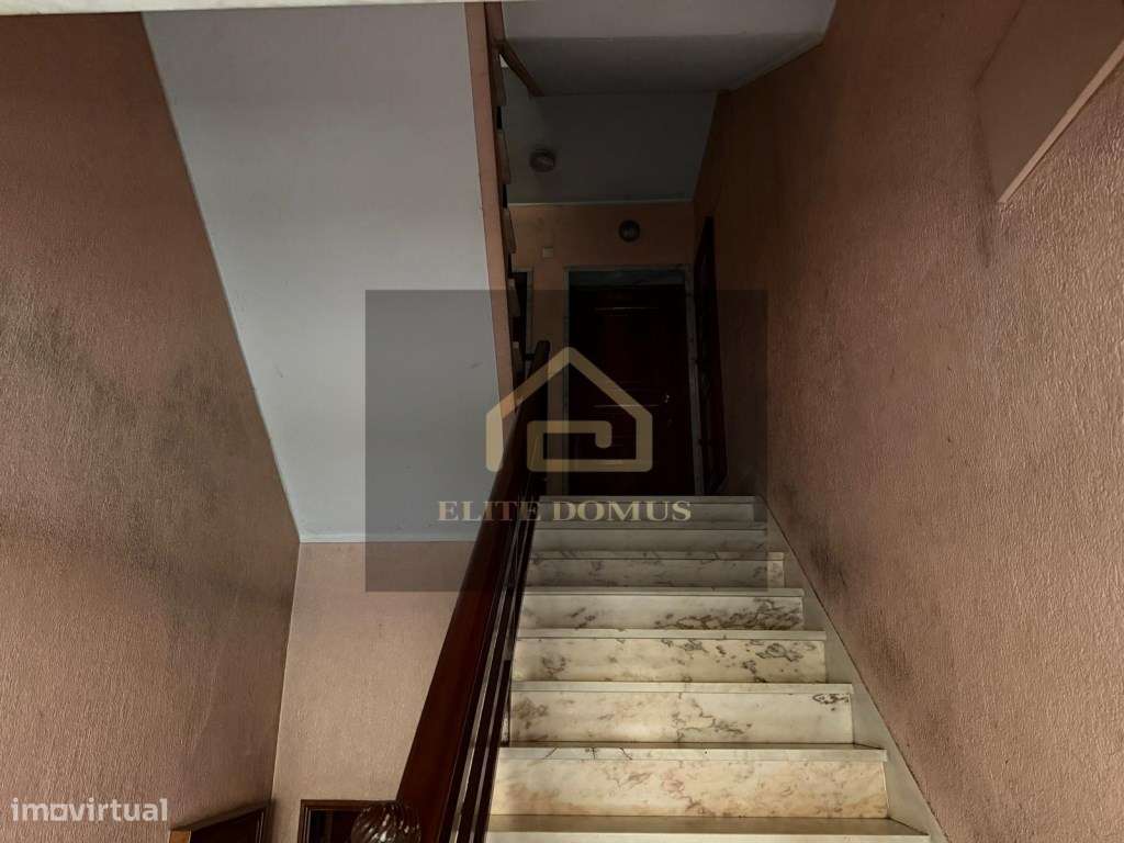 Magnífico Apartamento T3 com Terraço, Arrecadação e Estacionamento!-34