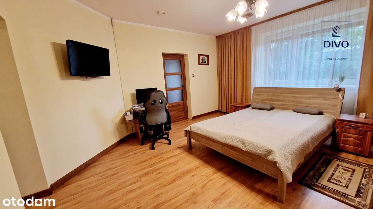 Dom w cichym miejscu z dużym pięknym ogrodem-5