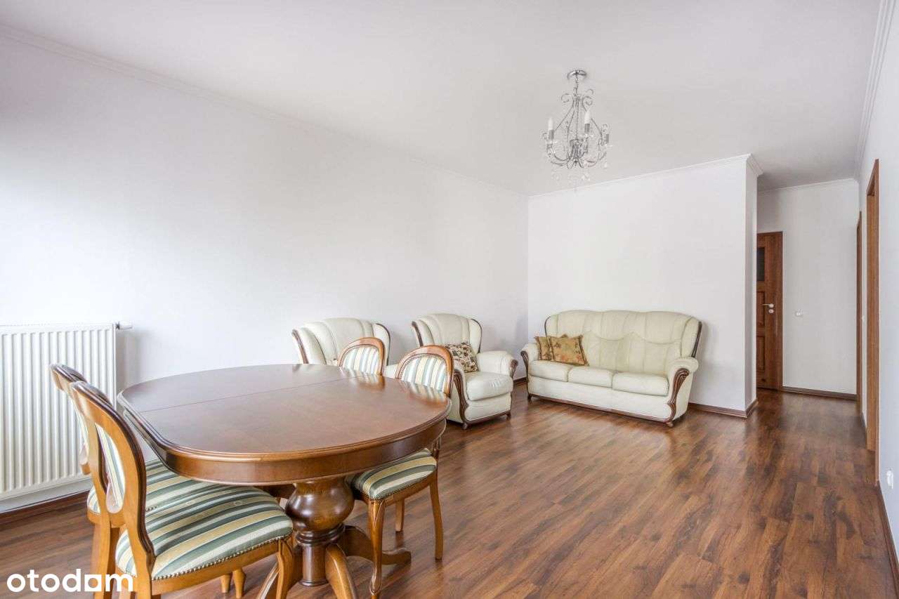 Wrocławska, trzy pokoje w apartamentowcu-4