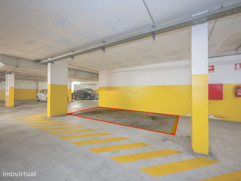 APT T2+1 | QUINTA DA SEARA | ÚLTIMO PISO | GARAGEM | ARRUMO-26