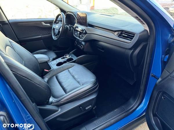 Ford Escape 2.0 EcoBoost AWD Titanium - 6