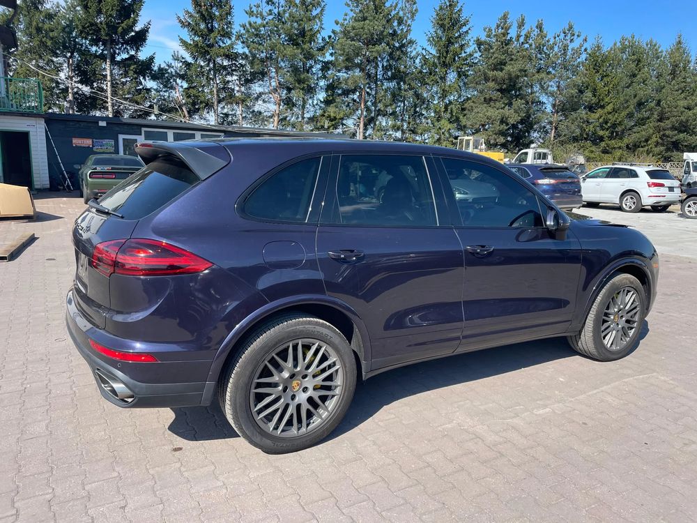Porsche Cayenne II Platinum Edition 2017