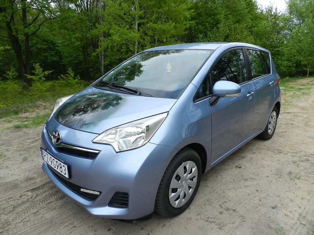 Toyota Verso-S 2011