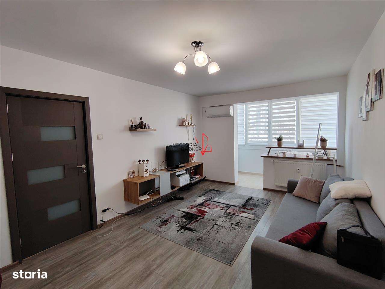 Apartament 2 camere zona Trapezului Metrou cu Teava de Gaz pentru Cent-15