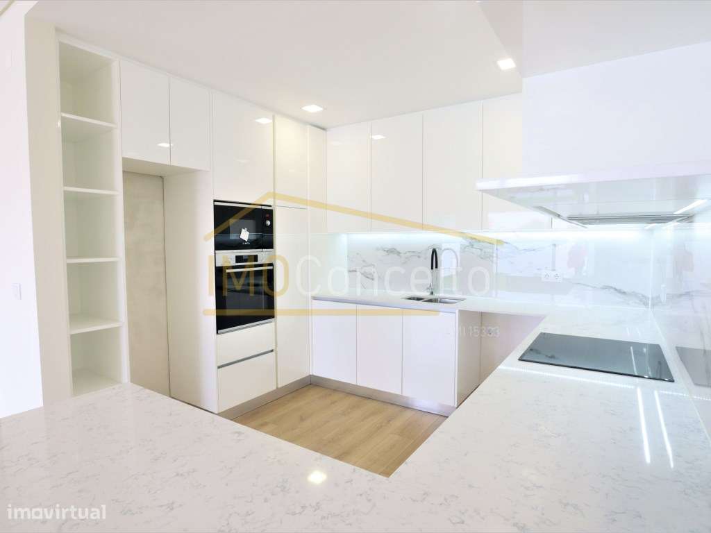 Moradia T4 | Condomínio Fechado com espaço exterior individual - Ga... - Grande imagem: 4/17