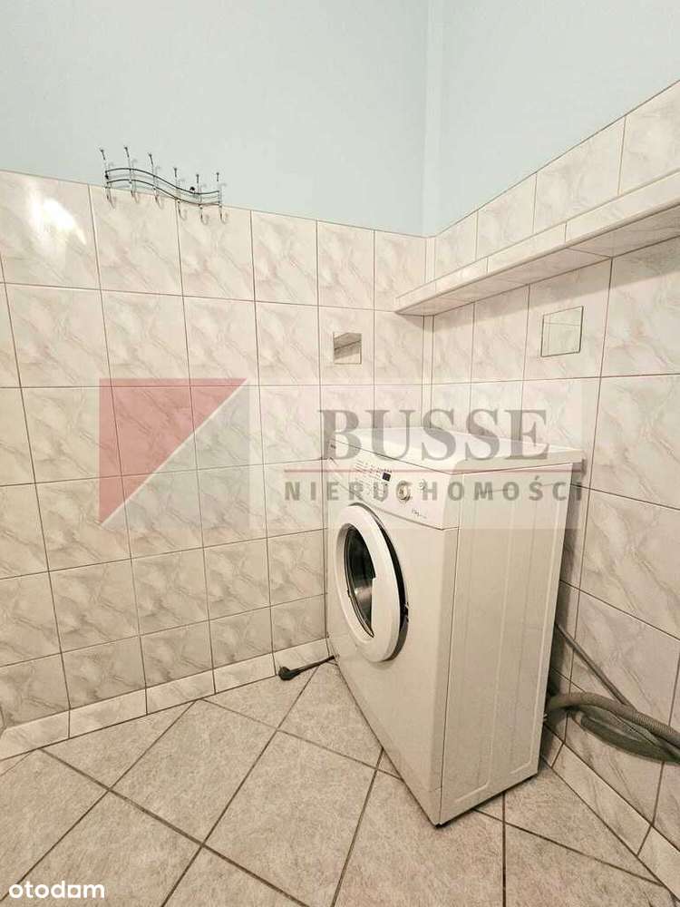 4 pok. na os. Zawadzkiego-Klonowica w niskim bloku-13