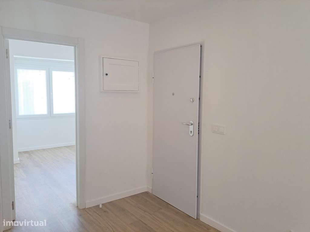 Apartamento T2 para venda em Forte da Casa (junto ao Alverca Park) ...-5