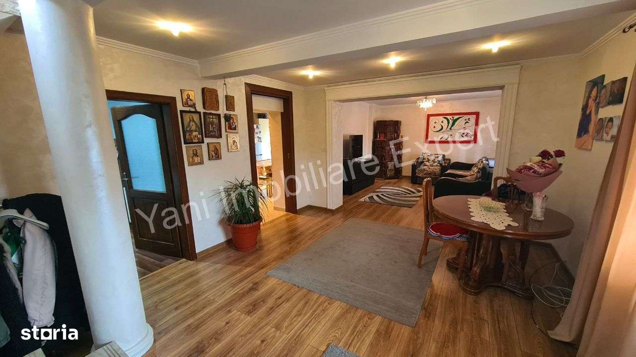 Casă de vânzare în comuna Corbeni, Județ Argeș. - Imagine principală: 5/20