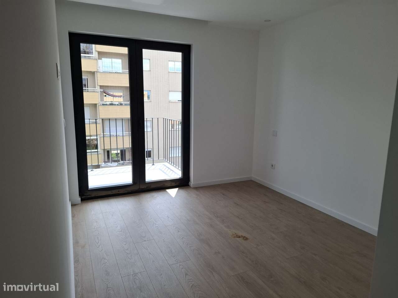 Apartamento T3 Novo para arrendar - Grande imagem: 5/15