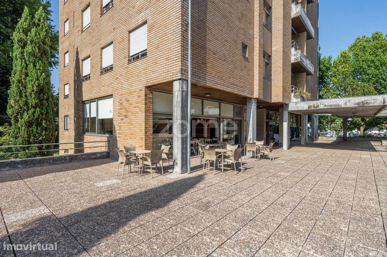 Espaço Comercial (Café) para Venda no Centro da Maia - Grande imagem: 5/17