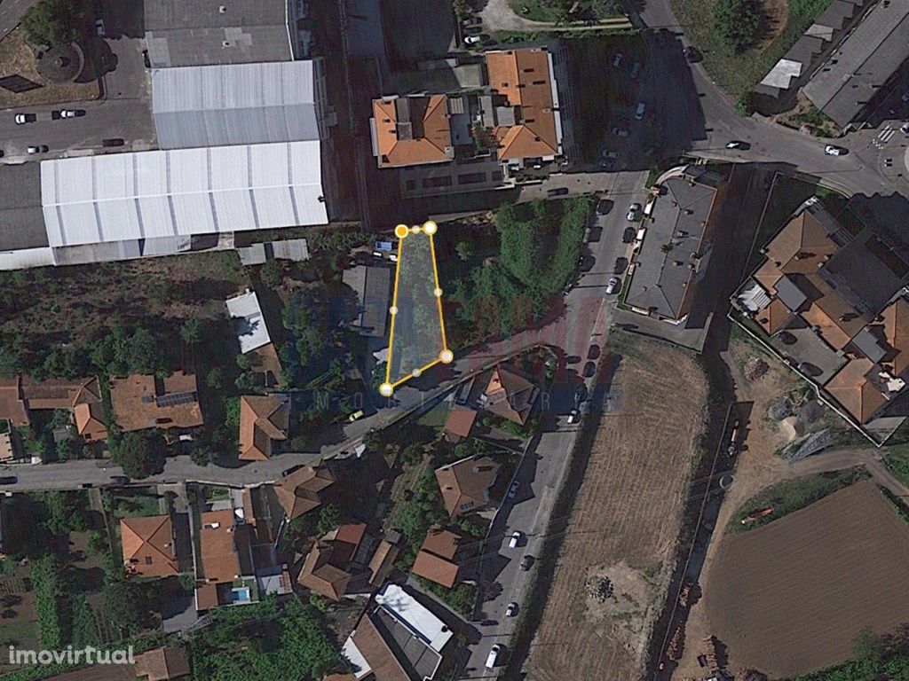 Terreno para construção em Santo Tirso - Porto