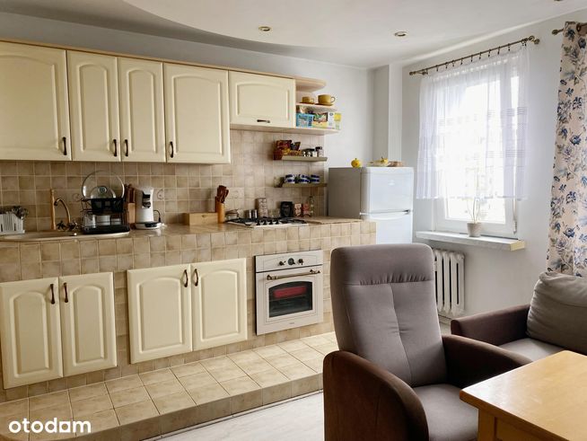 Stylowe 47,7 m² na ZWM – z widokiem i balkonem-1