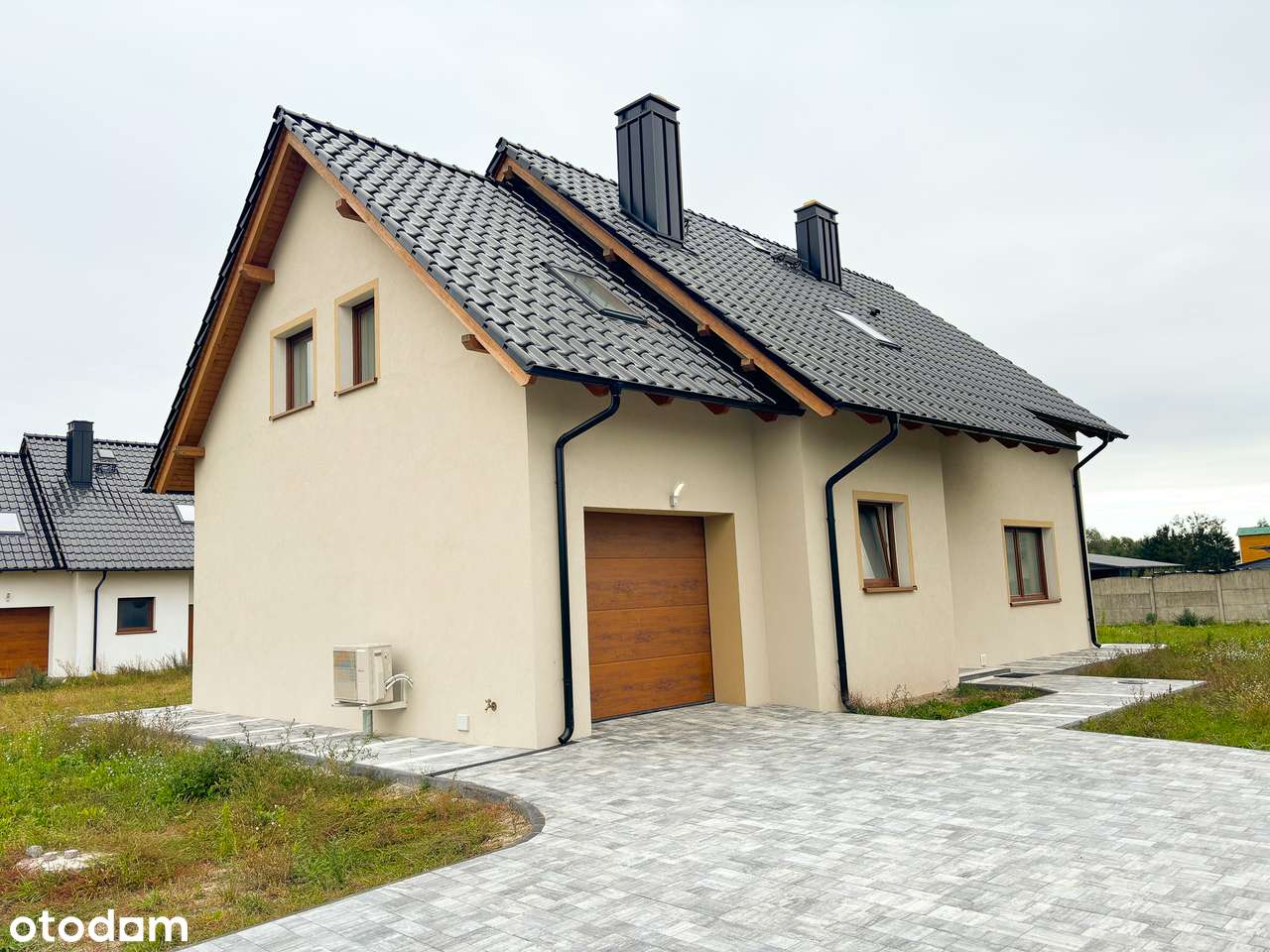 Piękny, rodzinny, słoneczny dom z piękną dużą działką. Dobra Cena!!! - Pełny obrazek: 5/15