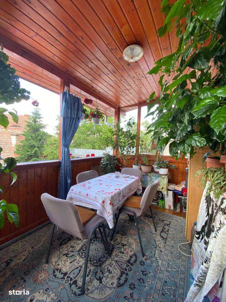 Apartament cu 4 camere la etajul 1 in zona Orasul de Jos-14