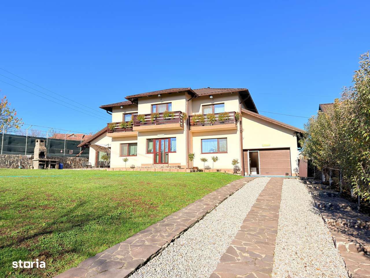 Casa caramida zona Bucovina - Imagine principală: 2/19