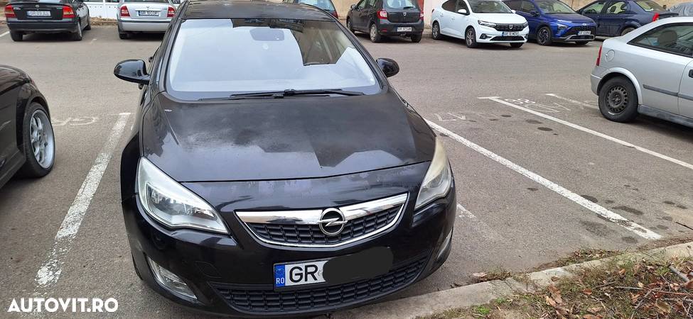 Opel Astra 1.7 CDTI DPF Cosmo - 1