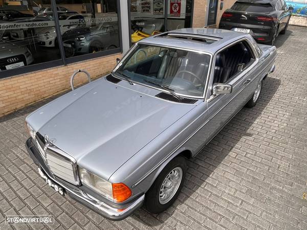 Mercedes-Benz 230 CE - 34