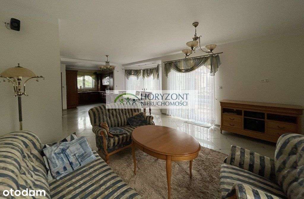 Piękny dom z ogrodem w centrum Żukowa-19