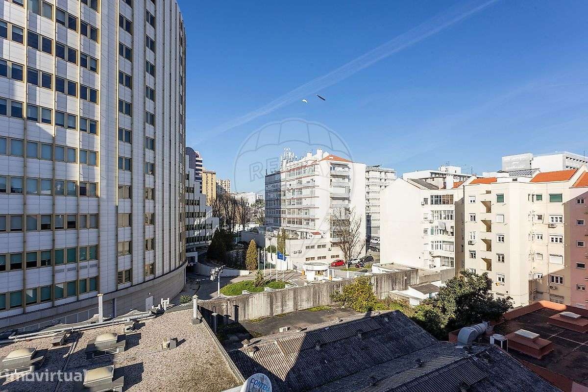 Apartamento T2 para arrendamento - Grande imagem: 2/15