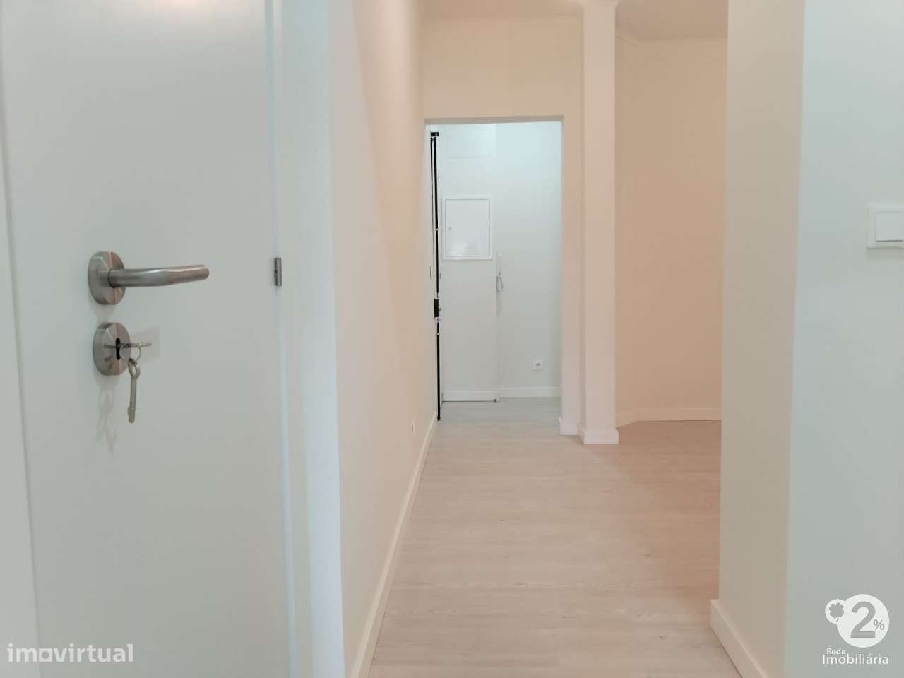 Apartamento T2 totalmente remodelado na Penha de França – pronto a...-6