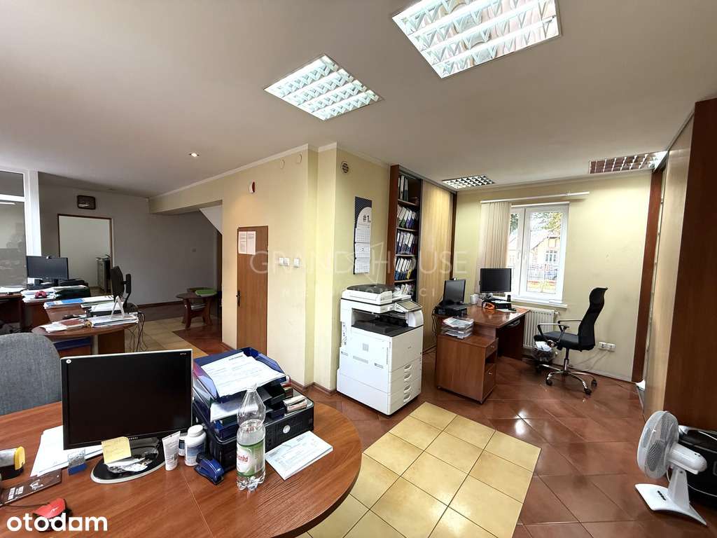 przestronny budynek usługowo-biurowy+garaże|Łobez - Pełny obrazek: 5/14