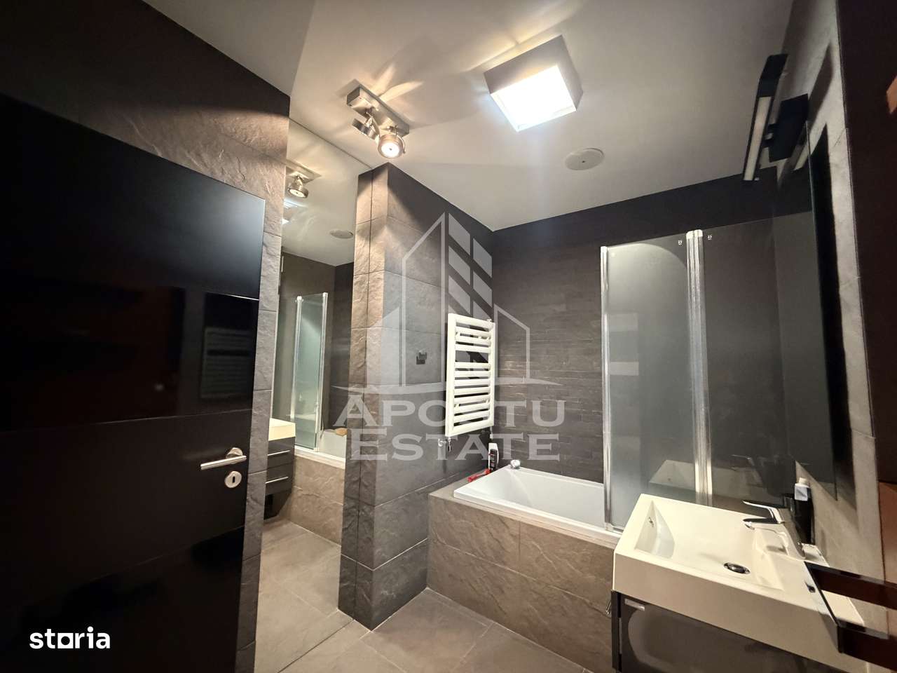 Apartament 2 camere , Centrala proprie , Pet Friendly, Aradului - Imagine principală: 5/10